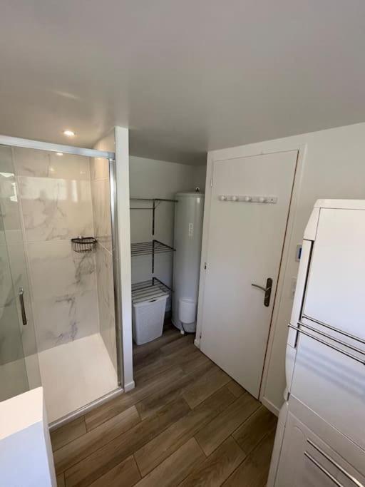 Magnifique Maison Renovee, 10Pers Rencurel Esterno foto