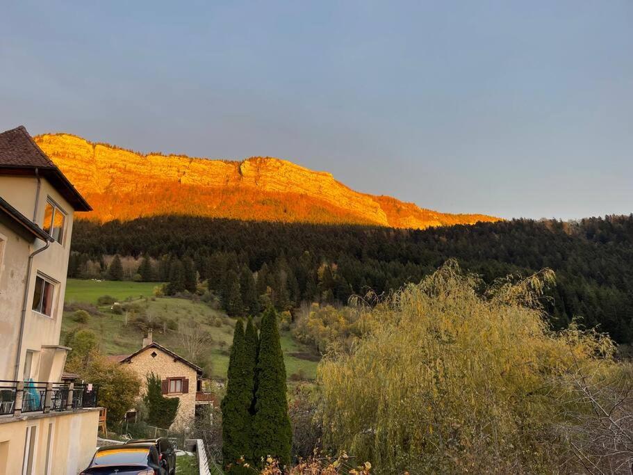 Magnifique Maison Renovee, 10Pers Rencurel Esterno foto