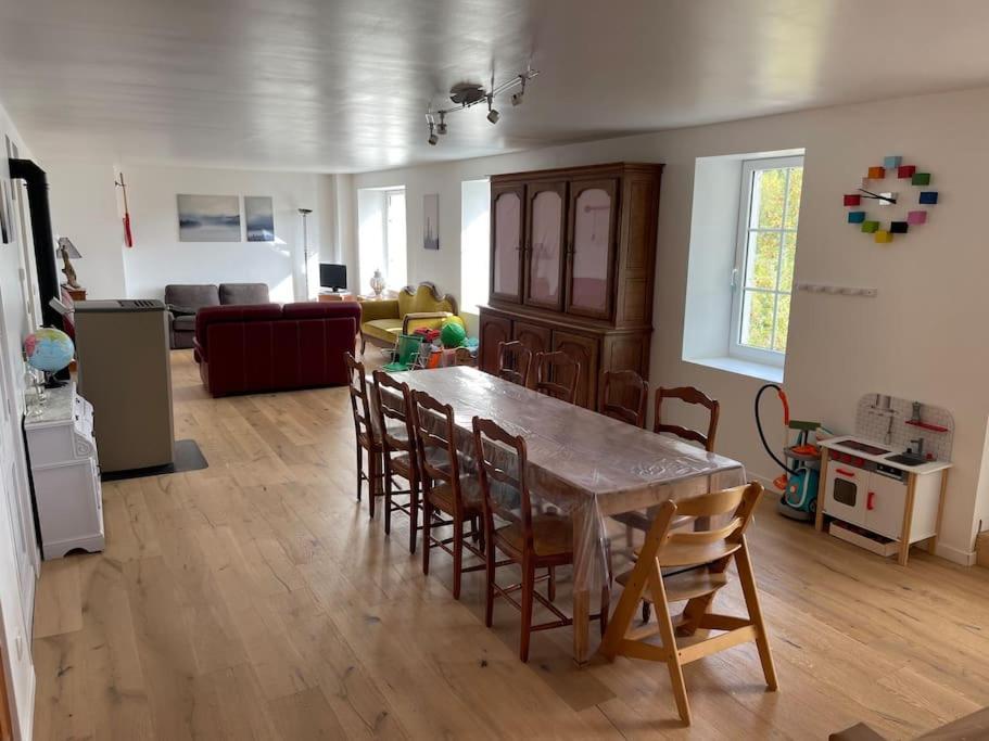 Magnifique Maison Renovee, 10Pers Rencurel Esterno foto